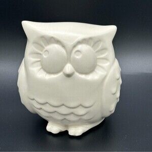 Hallmark Ceramic Snow Owl Ivory White Home Decor Statue Figurine 5"h Eyes Opened